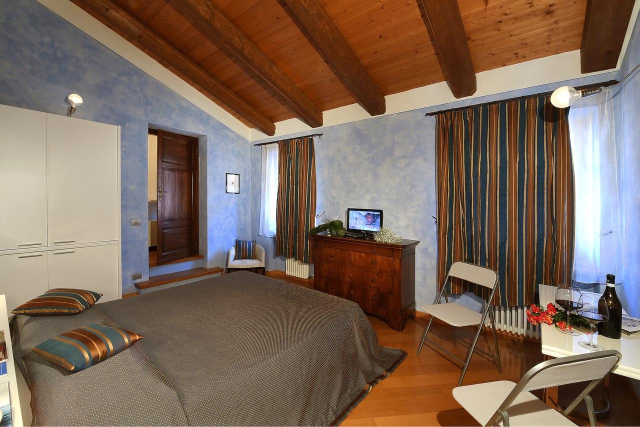 Bed and Breakfast Notte In Langa à La Morra Extérieur photo